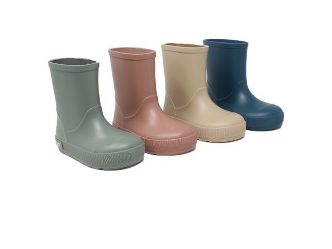 bota de agua igor blanditas