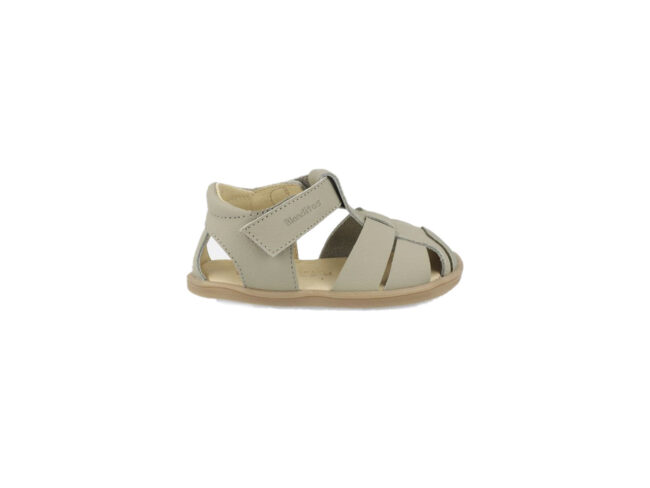 sandalia cerrada baby beige blanditos by crios