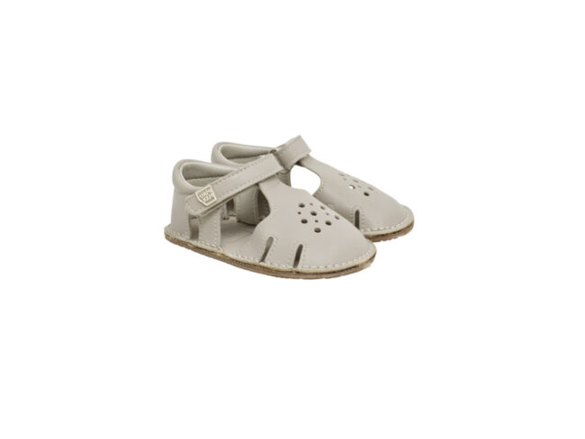 sandalia cerrada piel beige pirufín