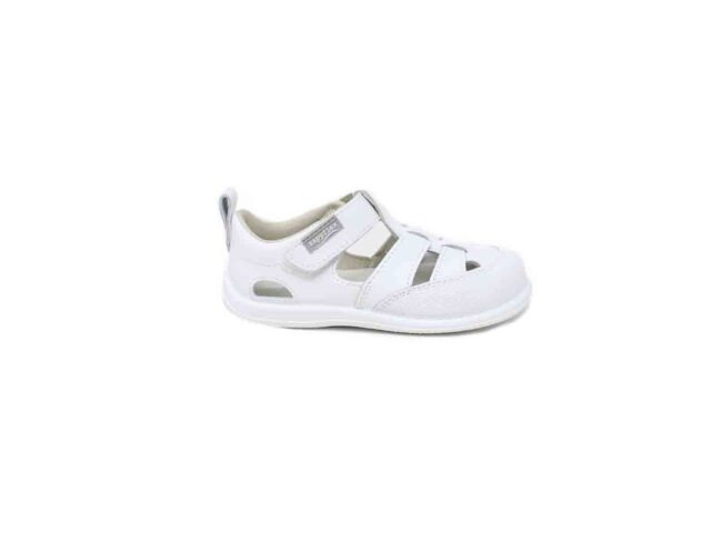 sandalias cerradas blanca zapy